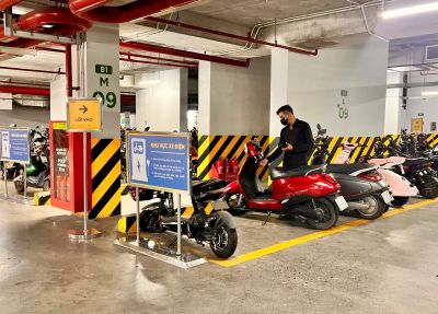 Chung cư phải có chỗ đậu, sạc xe điện- Ảnh 2.