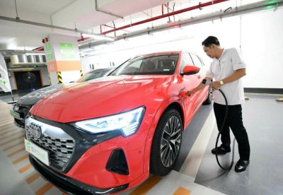 Đua gom trạm sạc lên app chung - Ảnh 1.