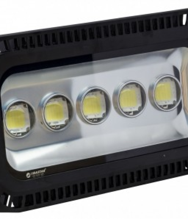 Giá đèn Pha Led dạng Gương Lồi 300W dùng cho Sân Bóng