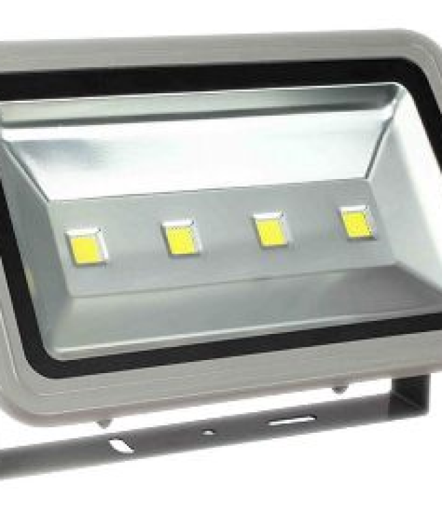 Giá đèn Pha Led công suất 200W